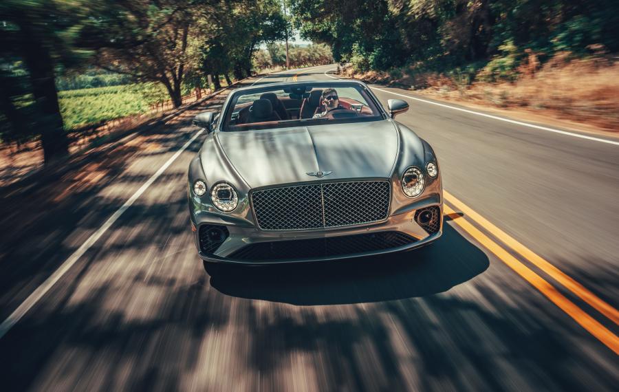  Bentley Continental GT V8 Convertible 2019 года  (NA) (фото 27 из 40)